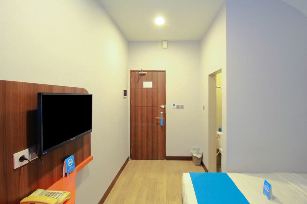 J Hotel Medan Exterior foto
