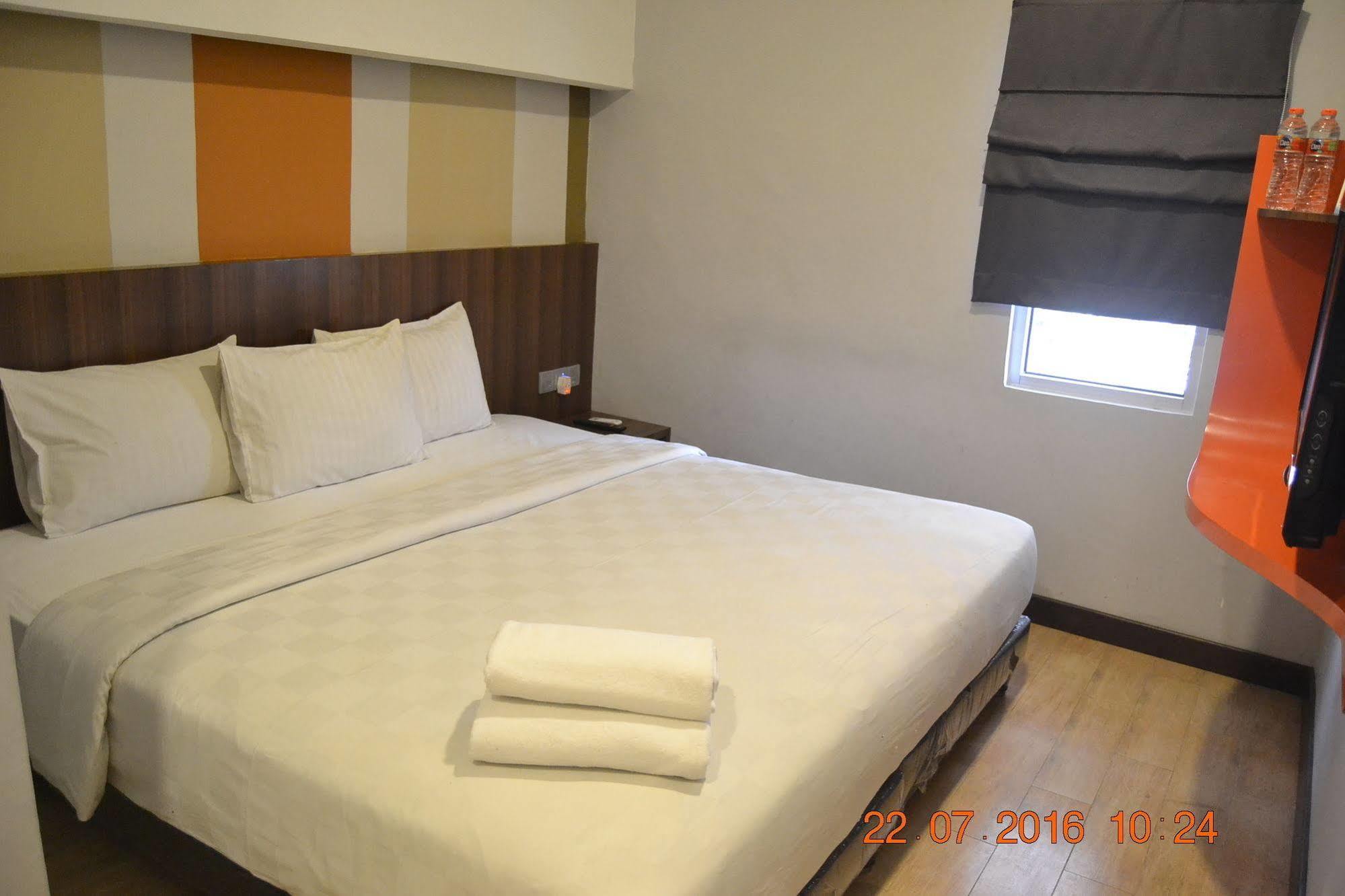 J Hotel Medan Exterior foto