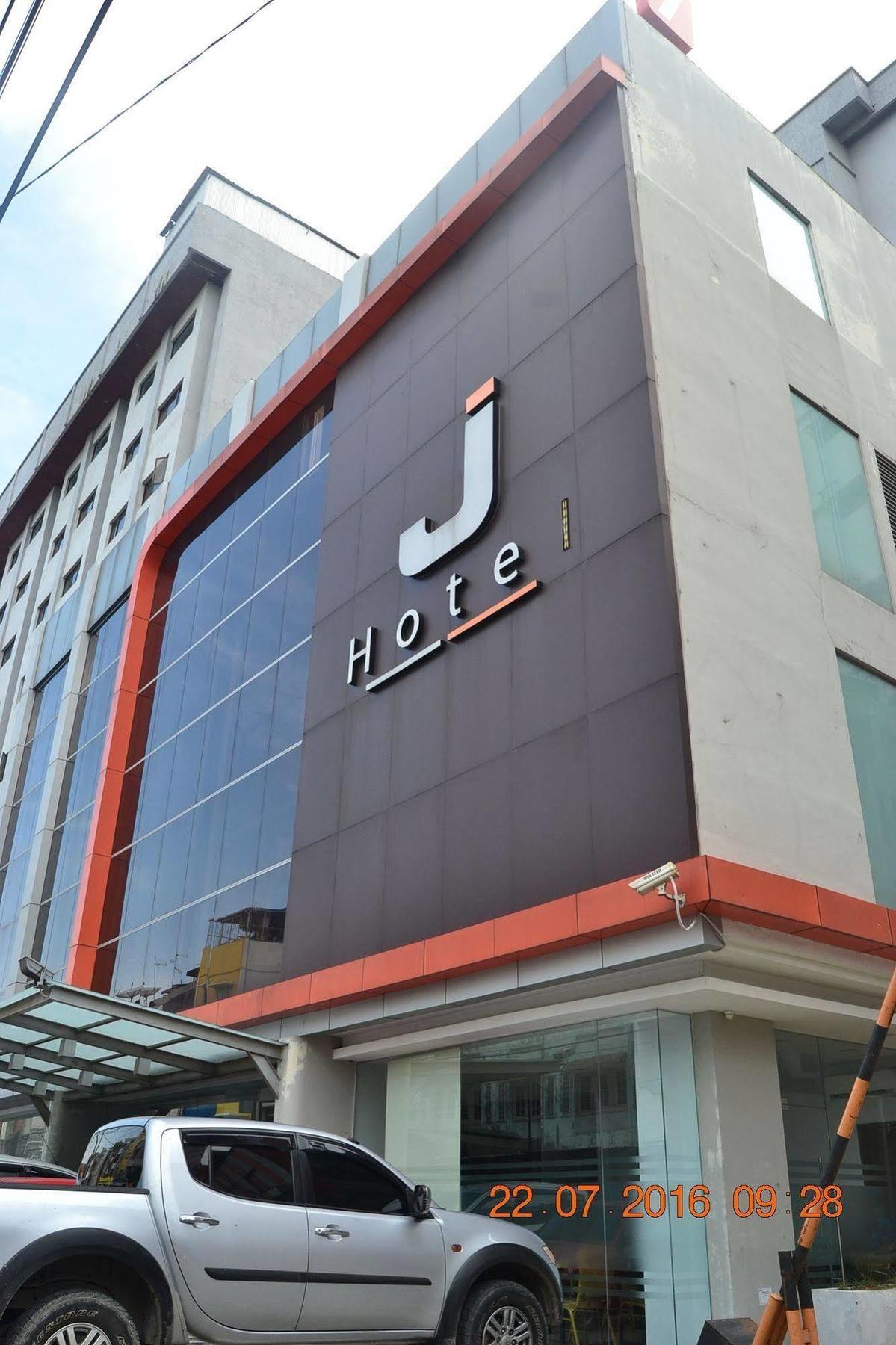 J Hotel Medan Exterior foto